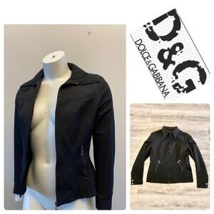 D&G authentic women’s designer jacket. Size large (fits size 6) See size chart.